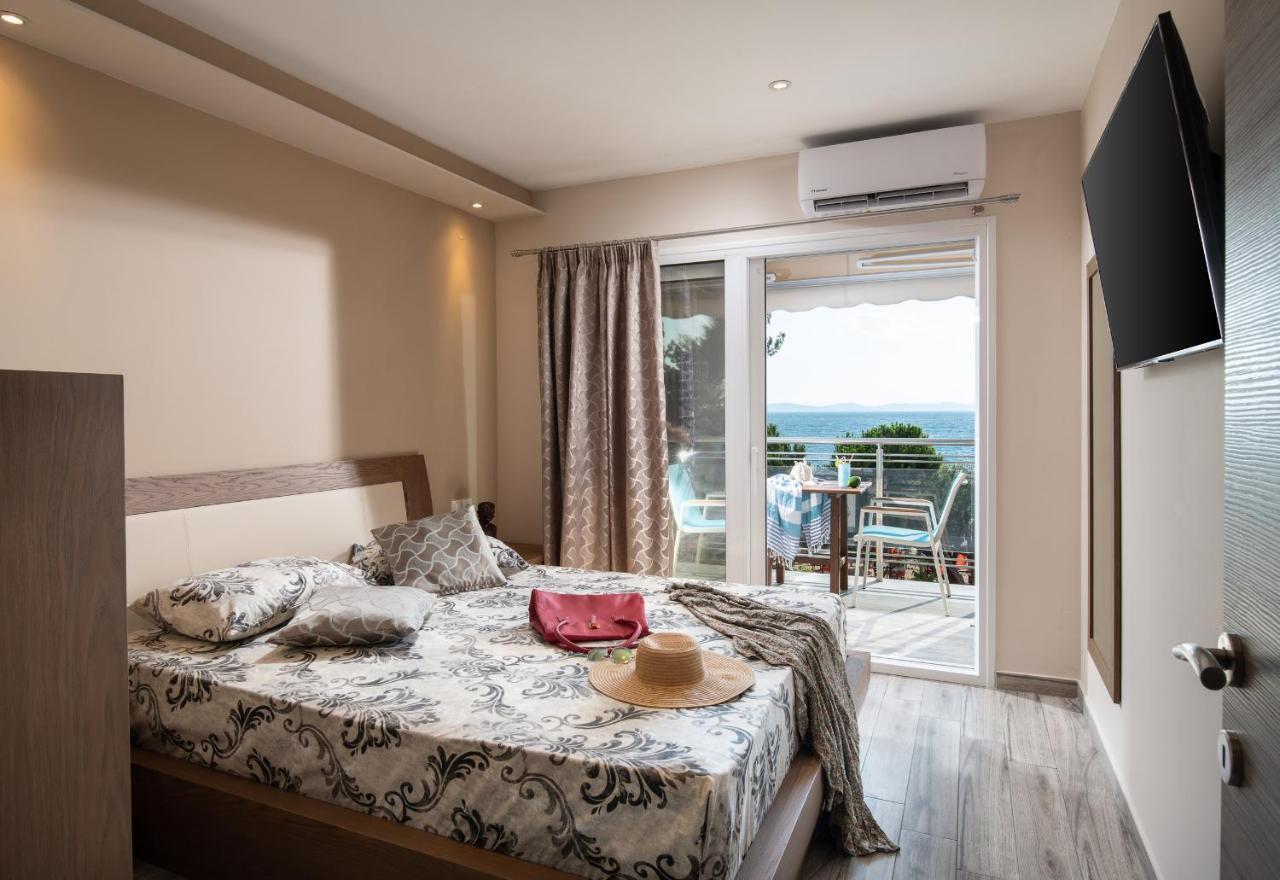 Sunset Studios - Suites With Seaview & Back Side Apartements Toroni Buitenkant foto