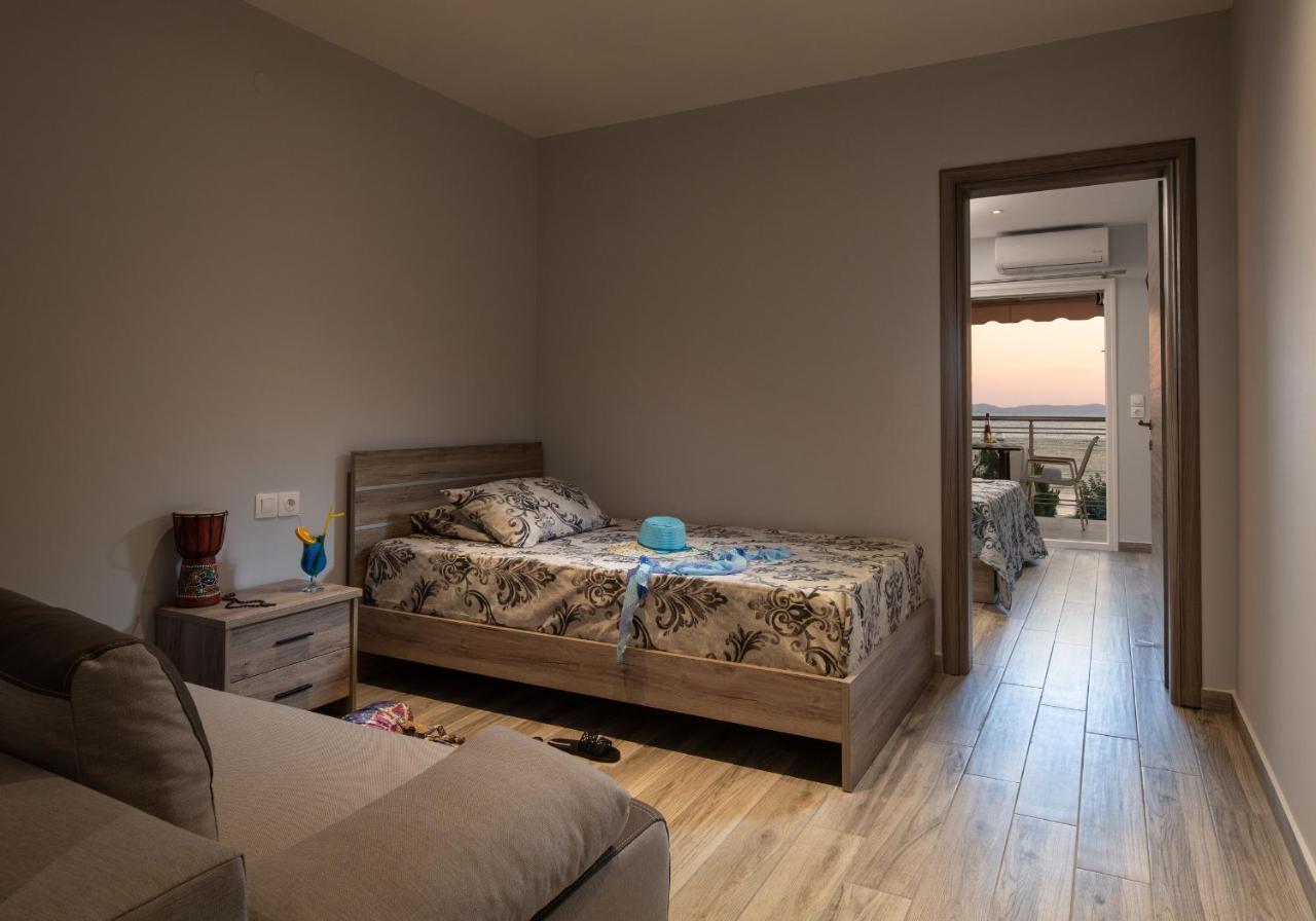 Sunset Studios - Suites With Seaview & Back Side Apartements Toroni Buitenkant foto