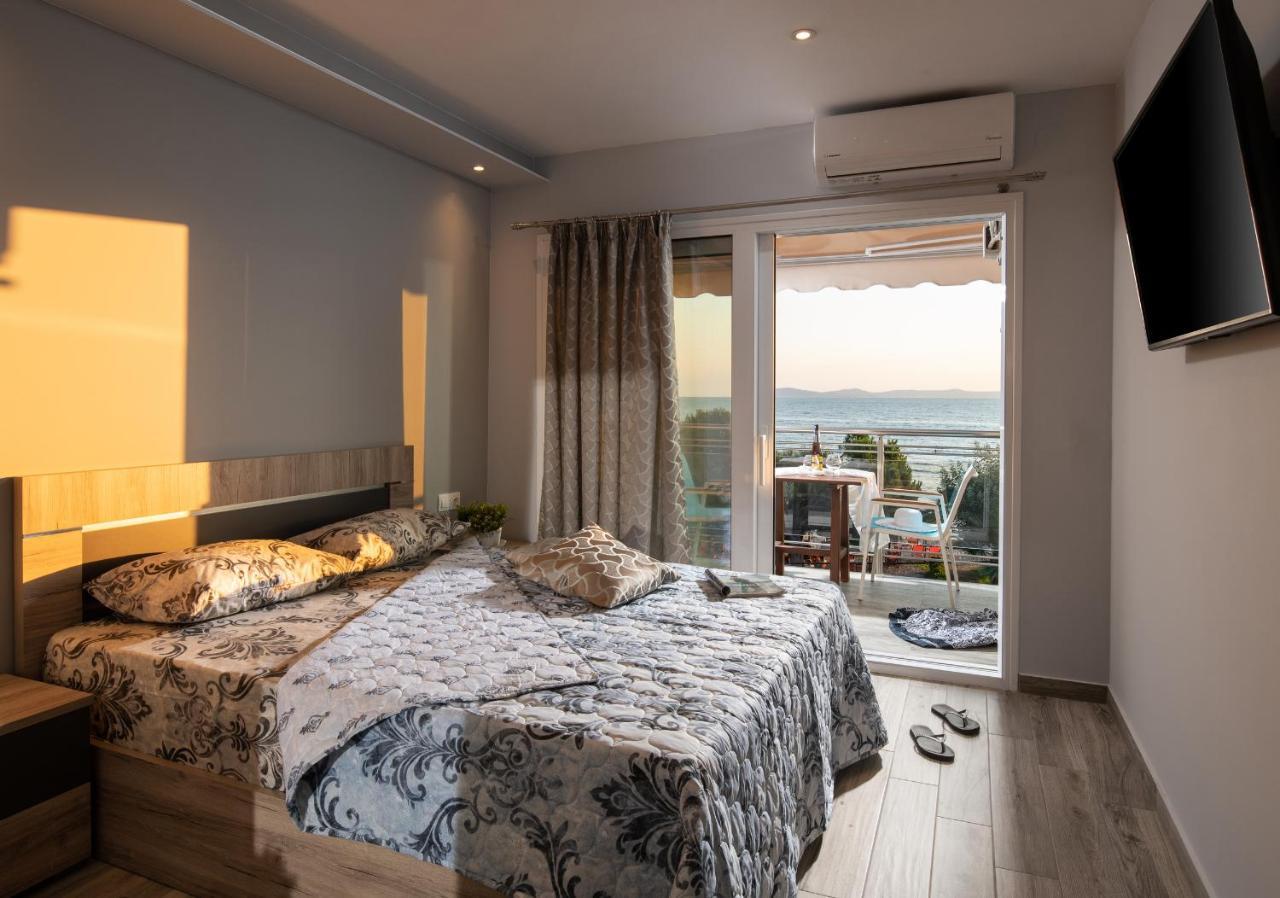Sunset Studios - Suites With Seaview & Back Side Apartements Toroni Buitenkant foto