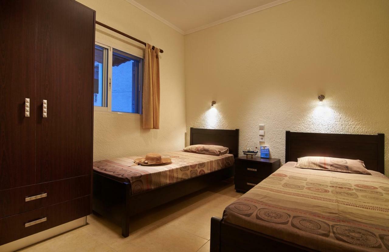 Sunset Studios - Suites With Seaview & Back Side Apartements Toroni Buitenkant foto