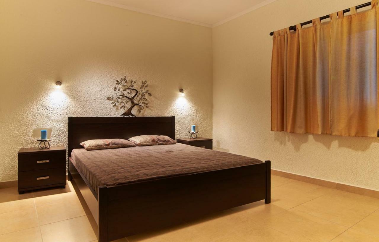 Sunset Studios - Suites With Seaview & Back Side Apartements Toroni Buitenkant foto